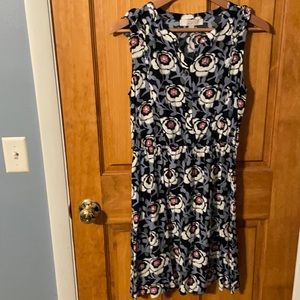 Like new. Loft. Small floral sleeveless dress.